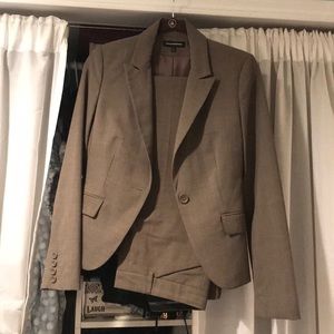 Size 4 Express Editor Suit
